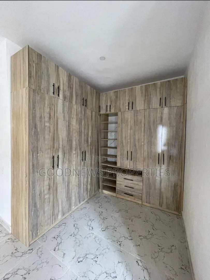 4bdrm Duplex in Curbert Court: Lekki for sale