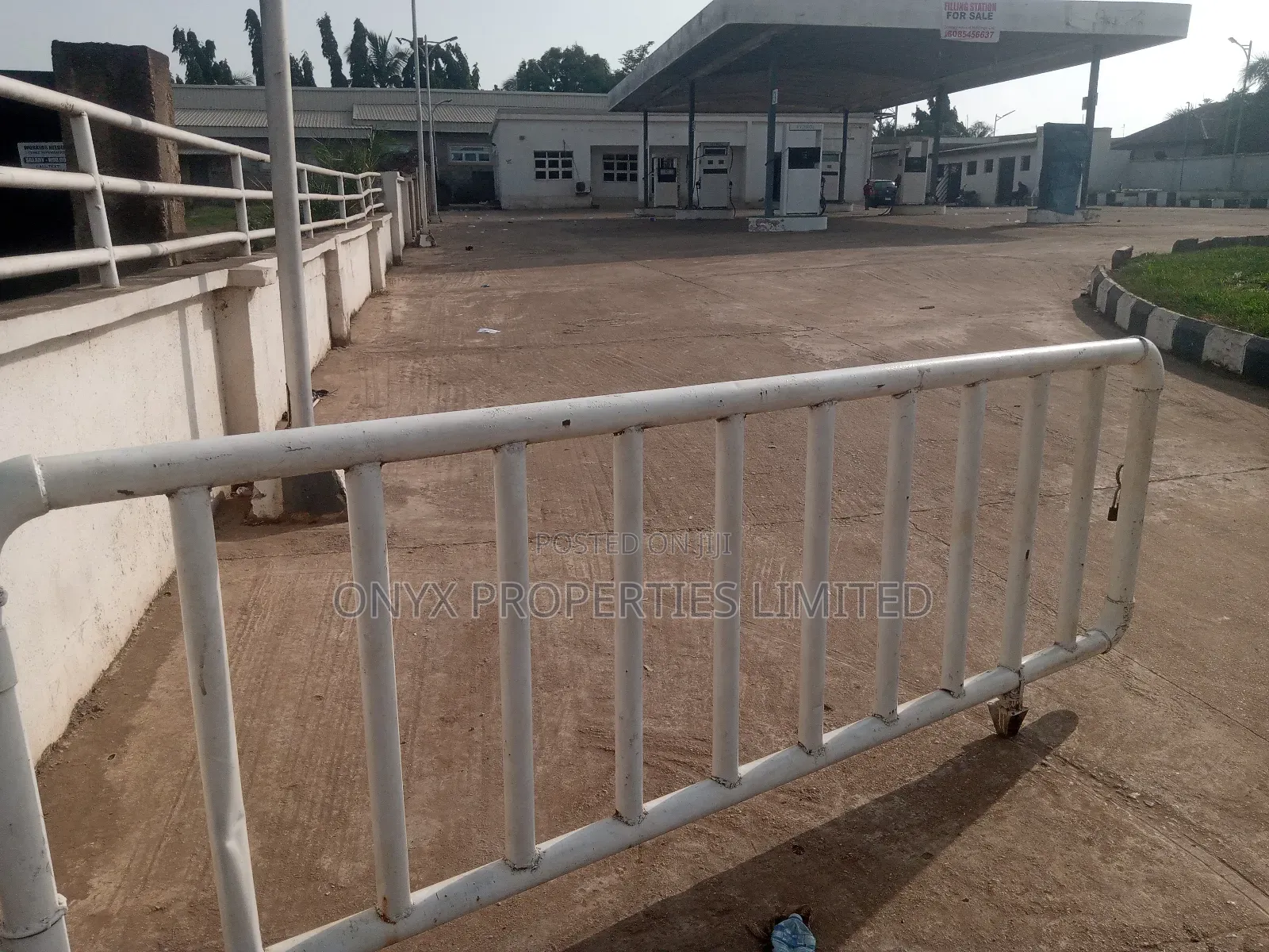 Filling Station and Modern Water for Sell