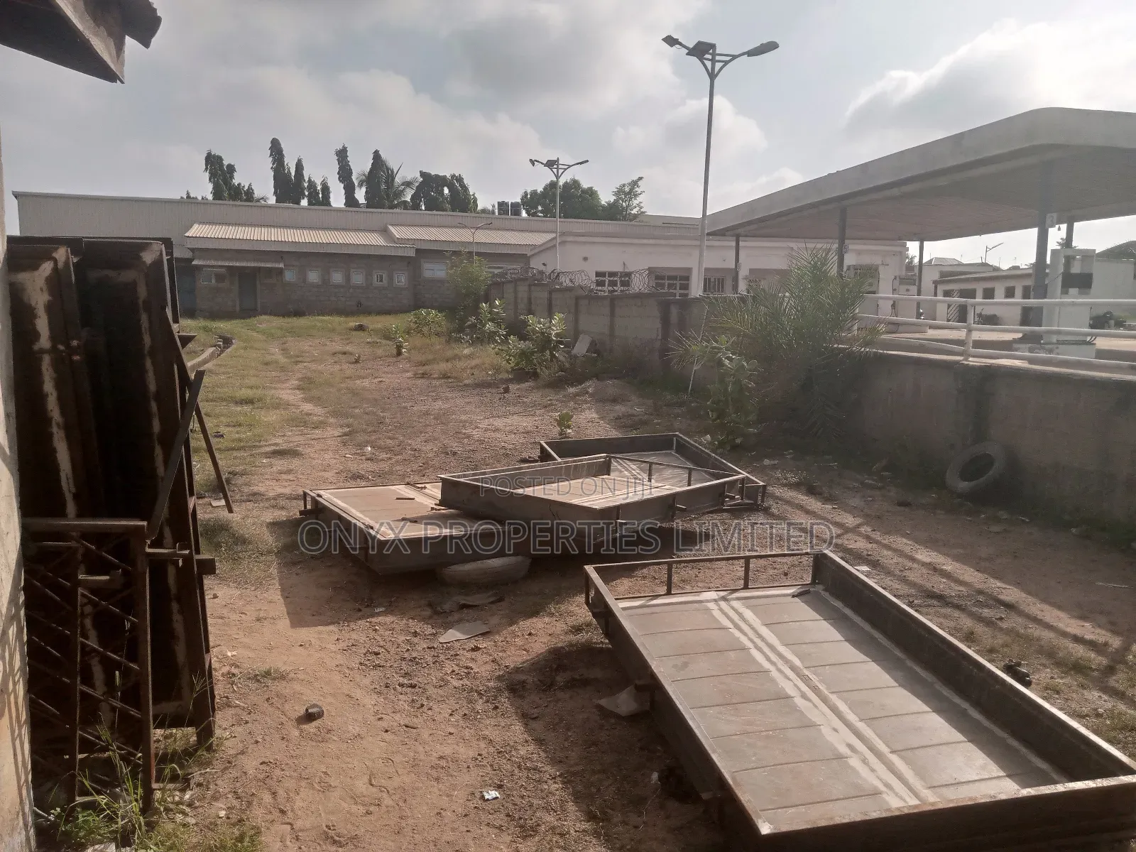 Filling Station and Modern Water for Sell