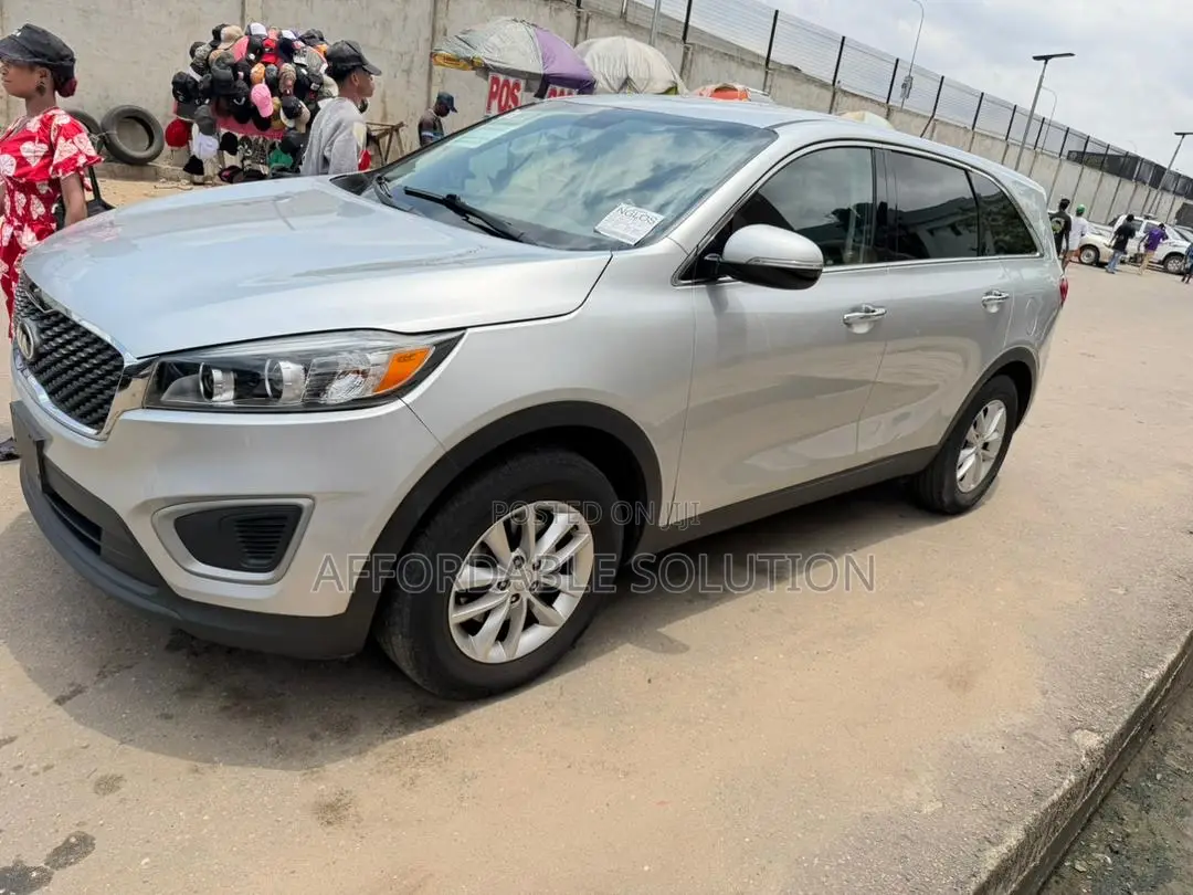 Kia Sorento 2019 Silver