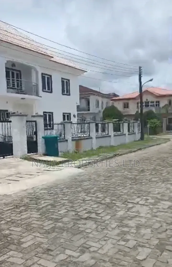 Full Plot of 720sqm at Crown Estate, Sangotedo, Ajah for Sale