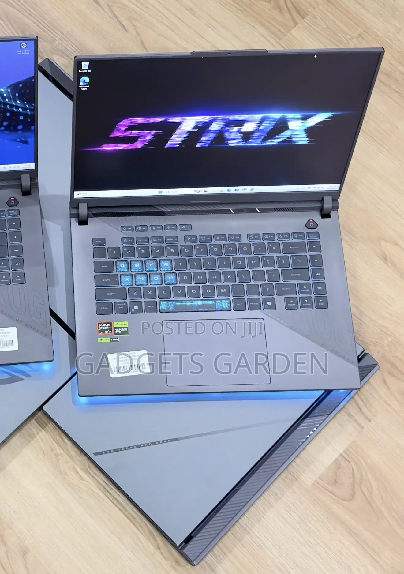 Laptop Asus ROG Strix G16 G614 16GB AMD Ryzen 9 SSD 1T