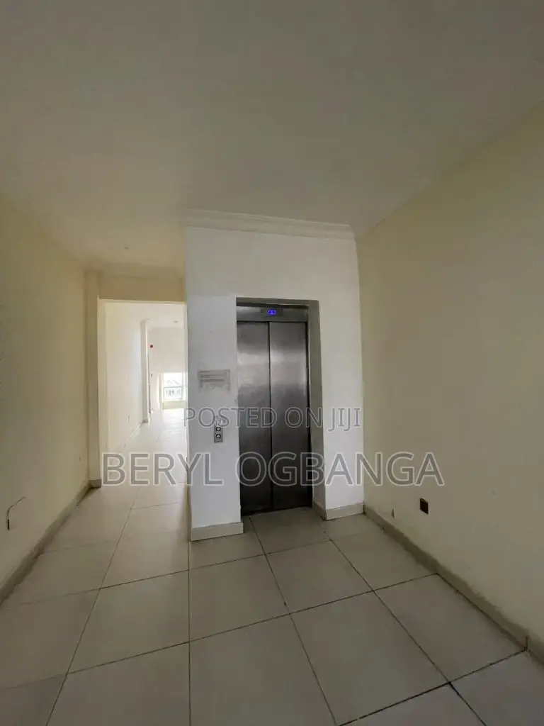 3bdrm Apartment in Ikate for sale