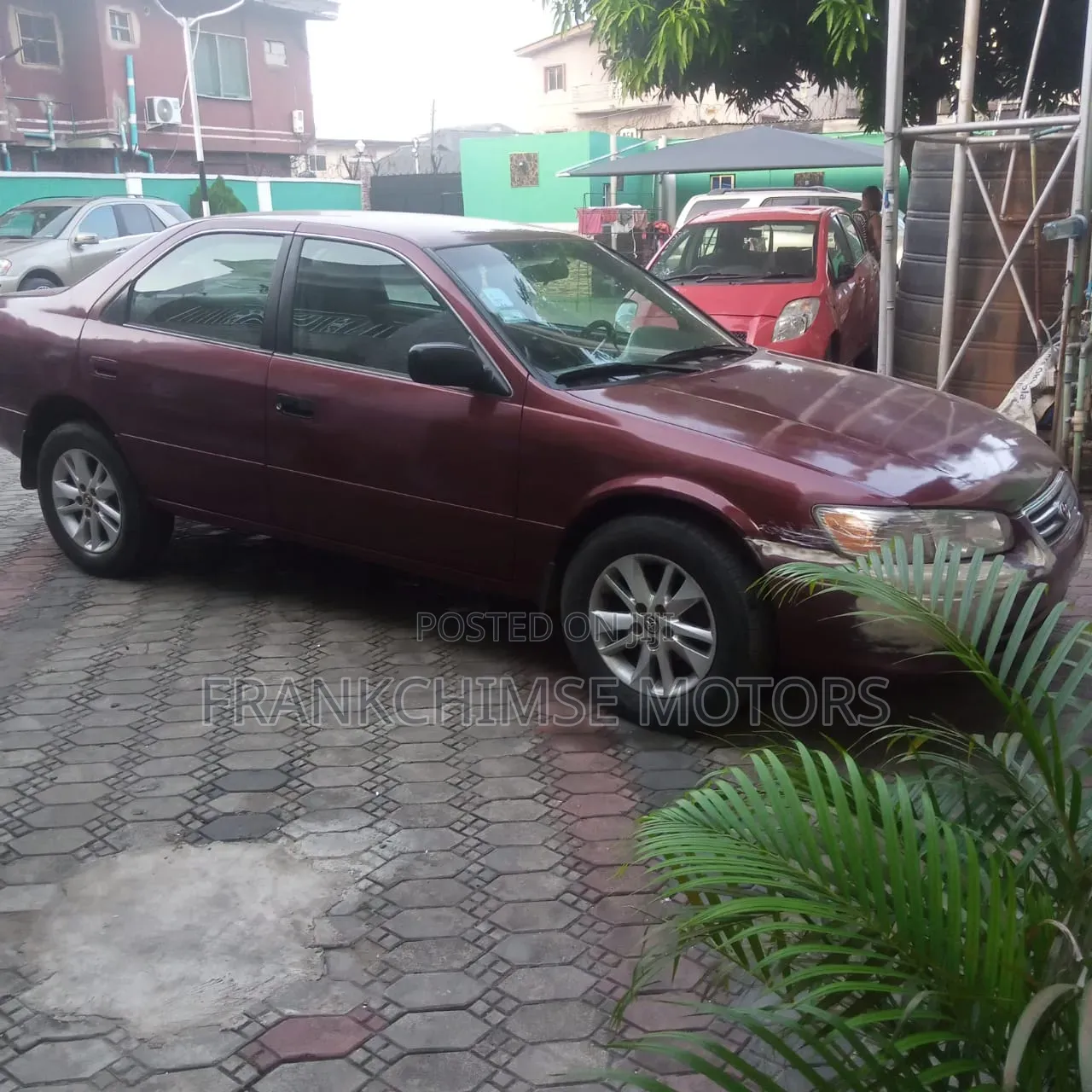 Toyota Camry 2000 Red