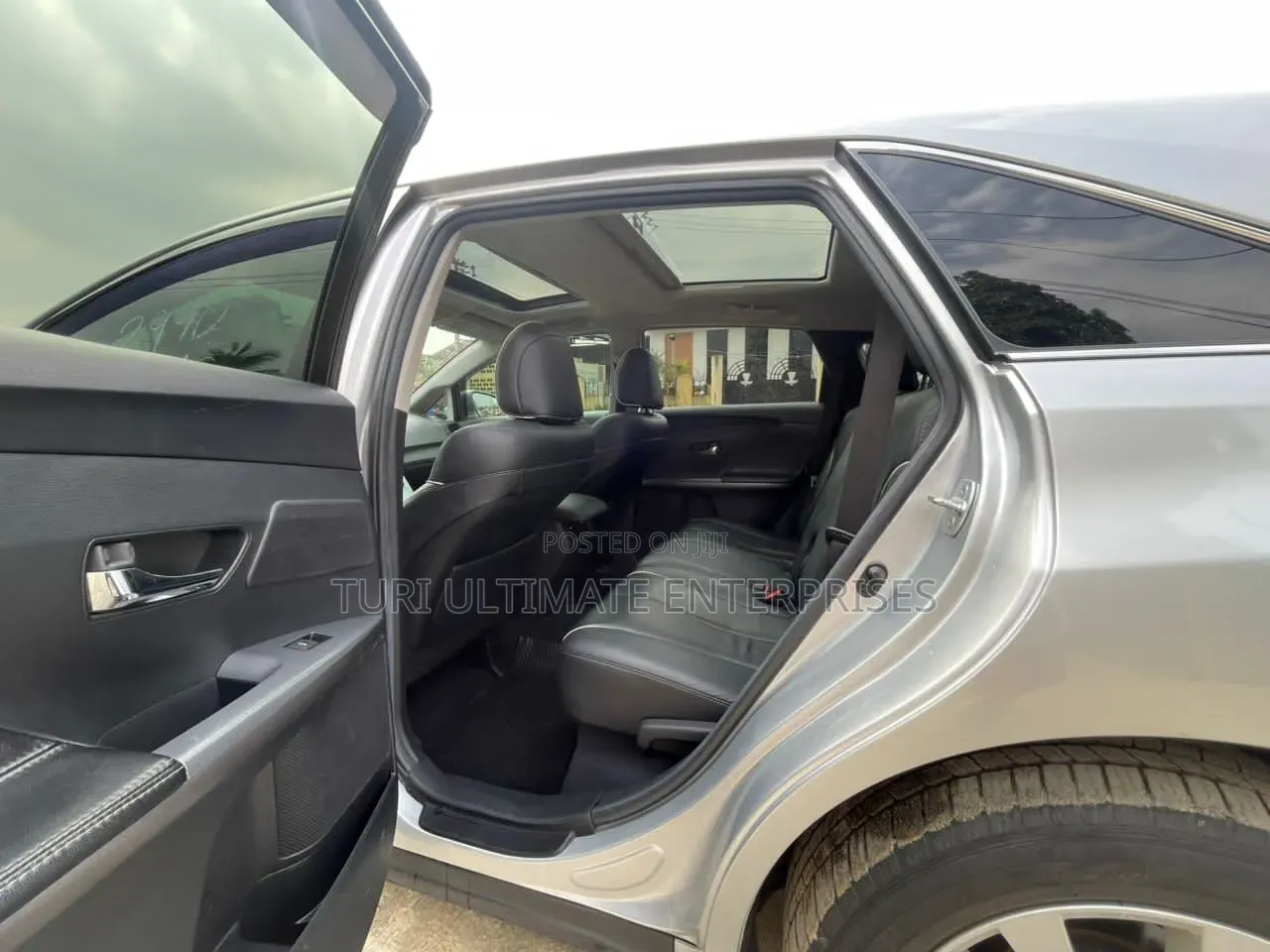 Toyota Venza XLE 4dr Wagon AWD (2.7L 4cyl 6A) 2015 Silver