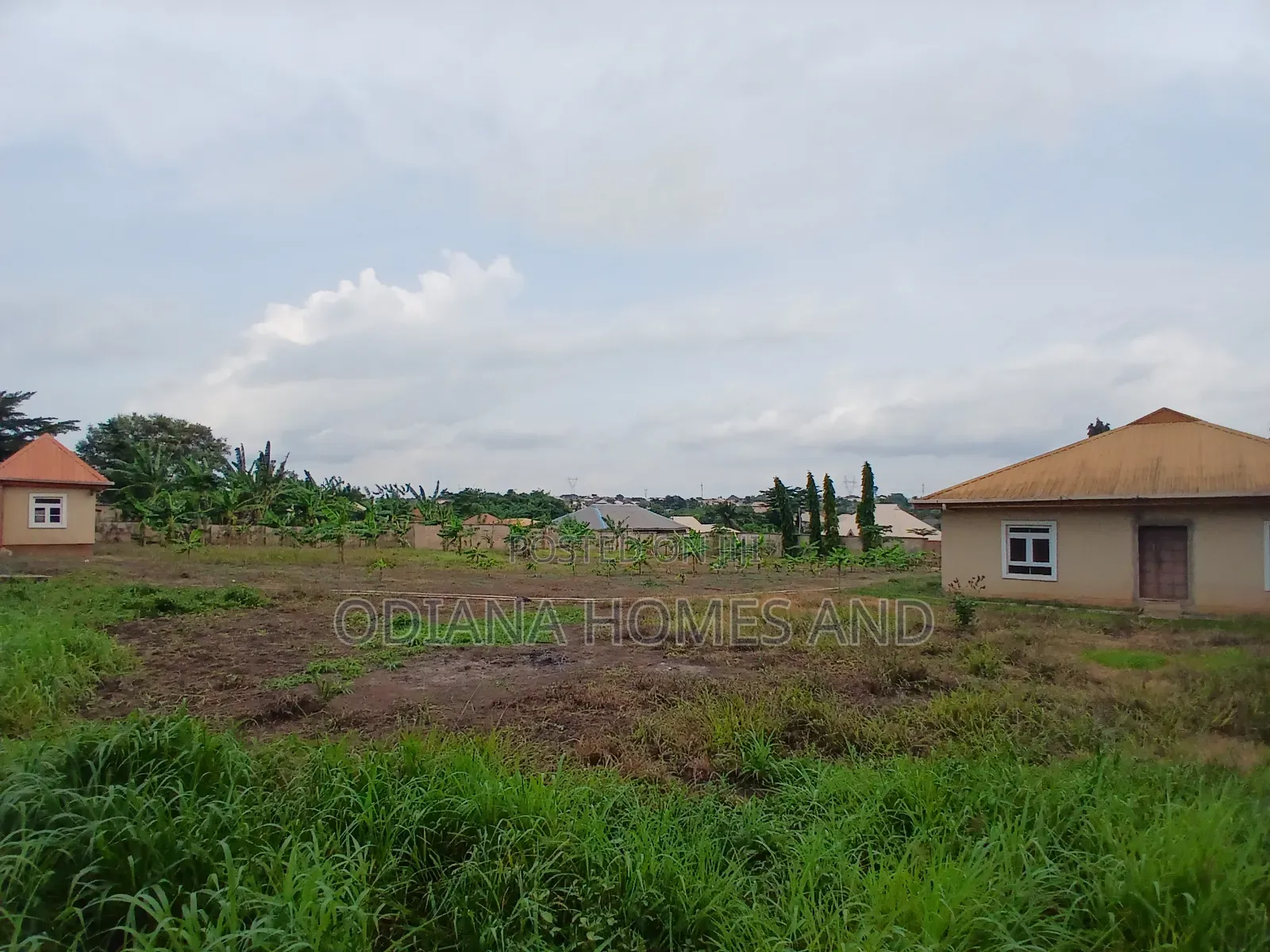 3500sqm Mixed-Use Land + 7-Bedroom Bungalow for Sale at Ojoo, Ibadan
