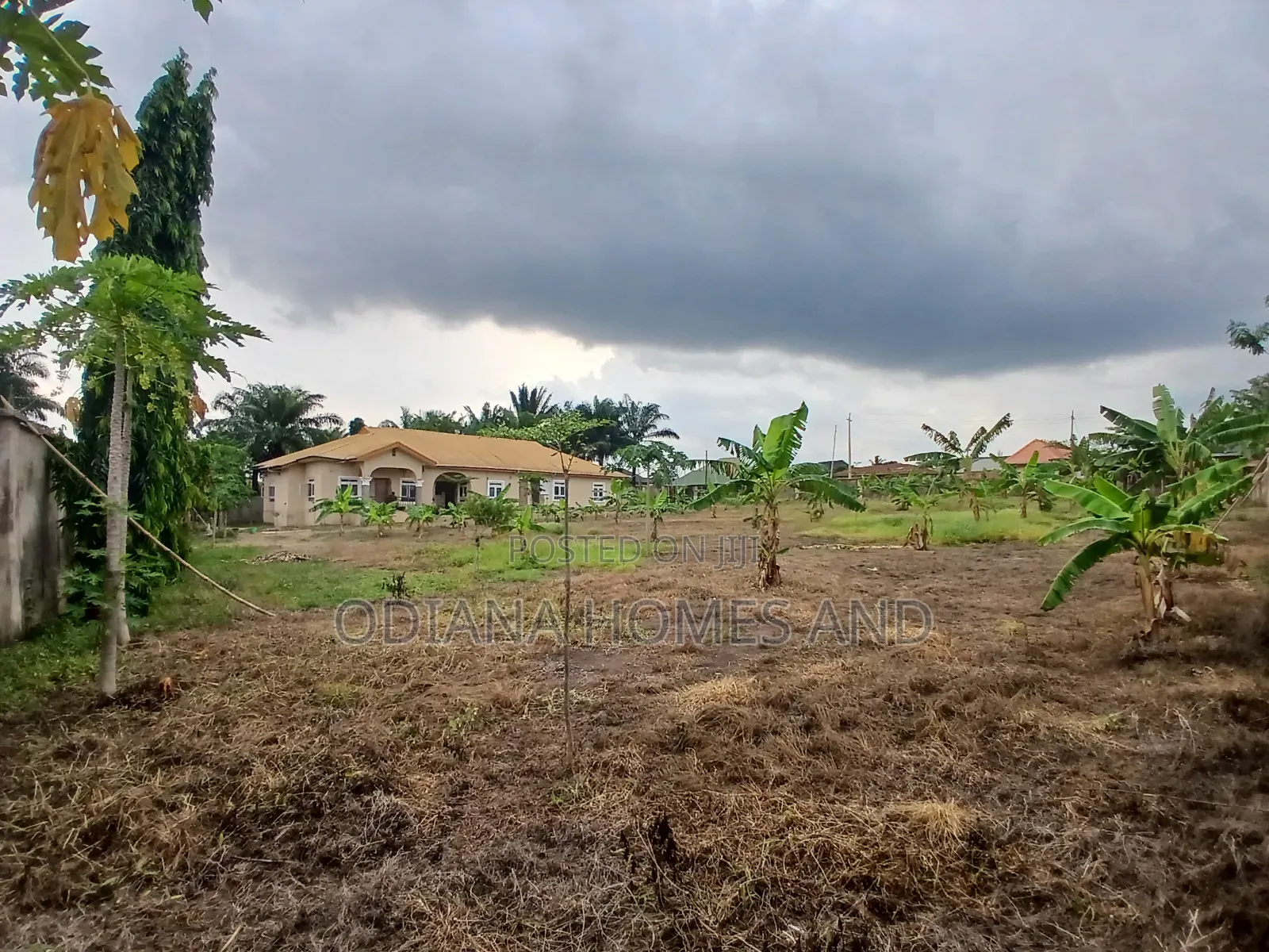 3500sqm Mixed-Use Land + 7-Bedroom Bungalow for Sale at Ojoo, Ibadan
