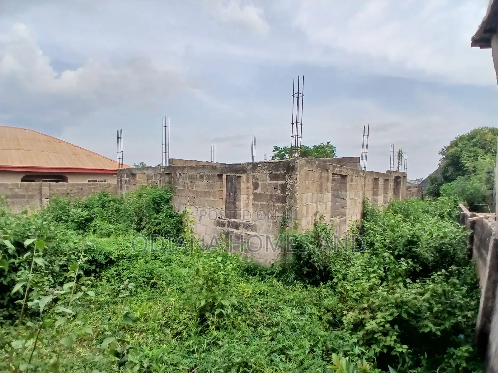 6bdrm Bungalow in Aroro Yerokun, Ojoo, Ibadan for sale
