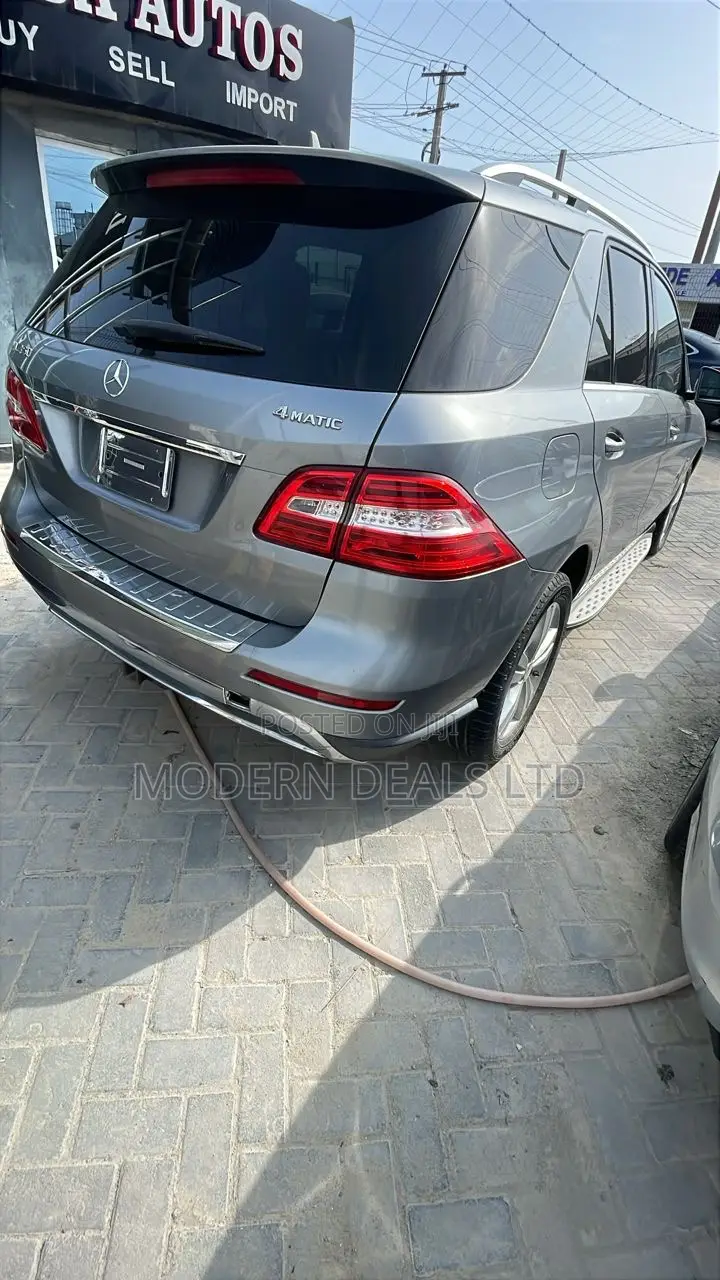 Mercedes-Benz M Class ML 350 4Matic 2012 Gray