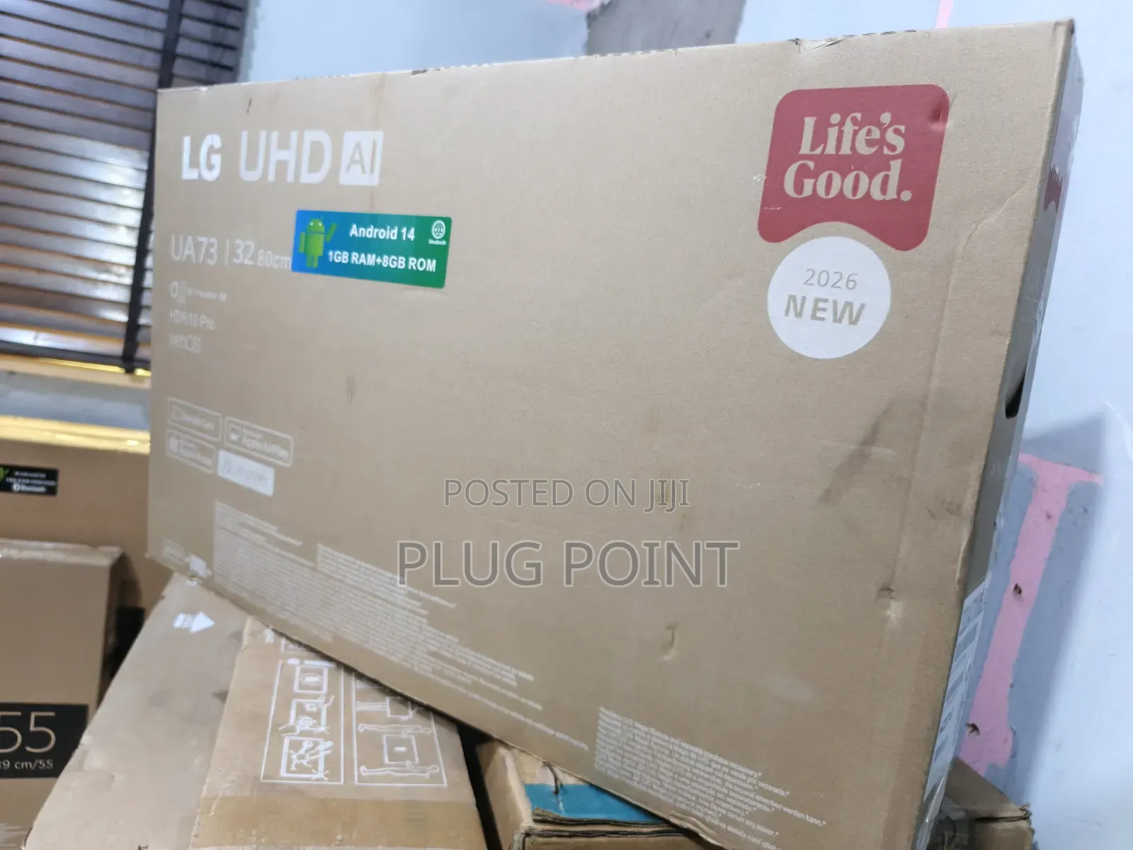 Lg 32" Smart Tv With Youtube, Netflix and Other Features