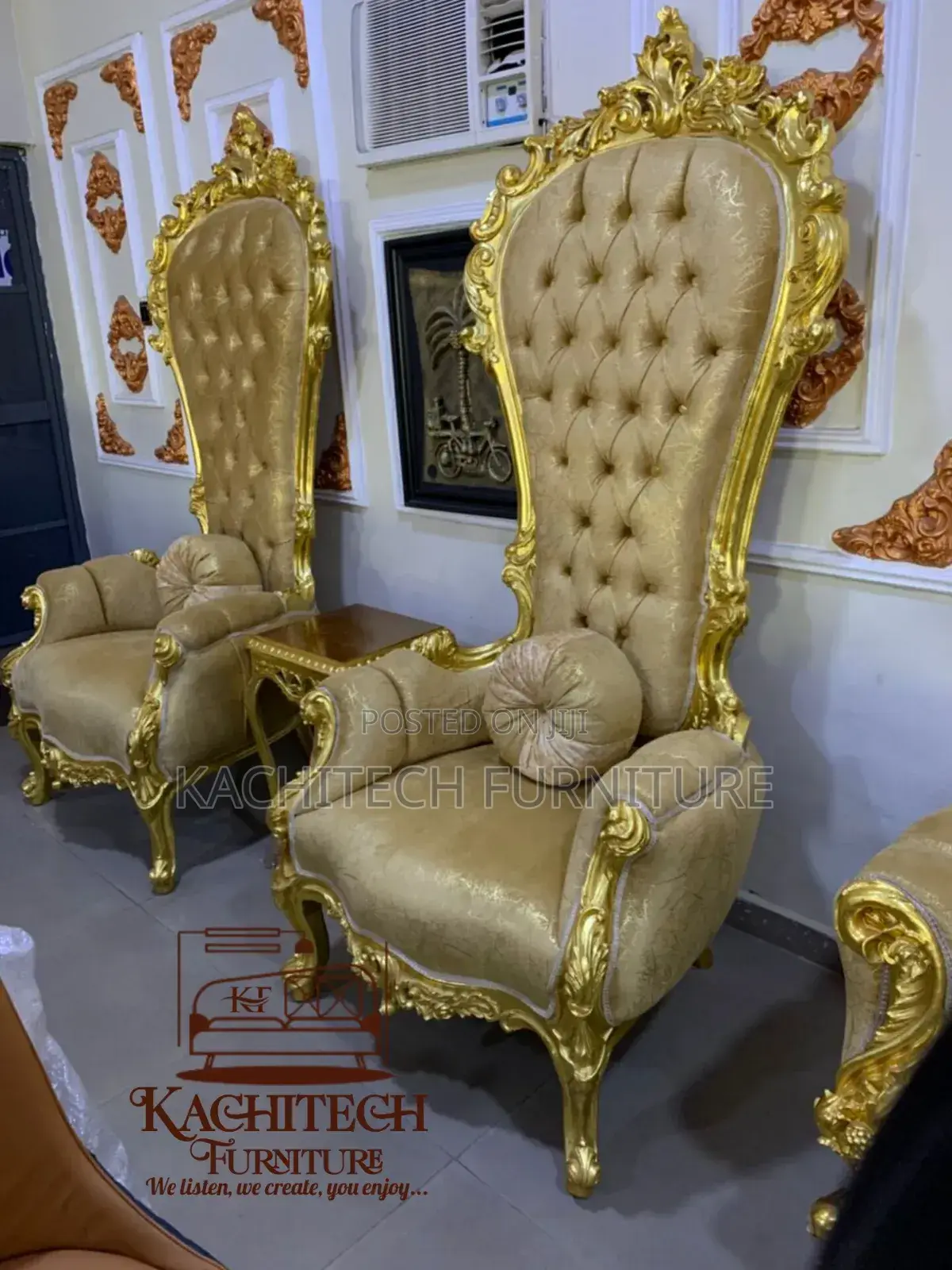 Royal Me and You Sofa
