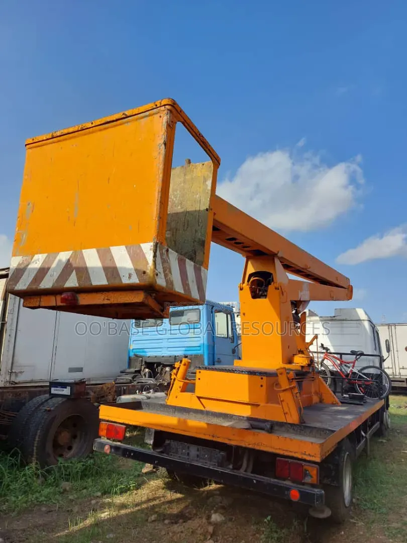 Mercedes 21meter Manlift