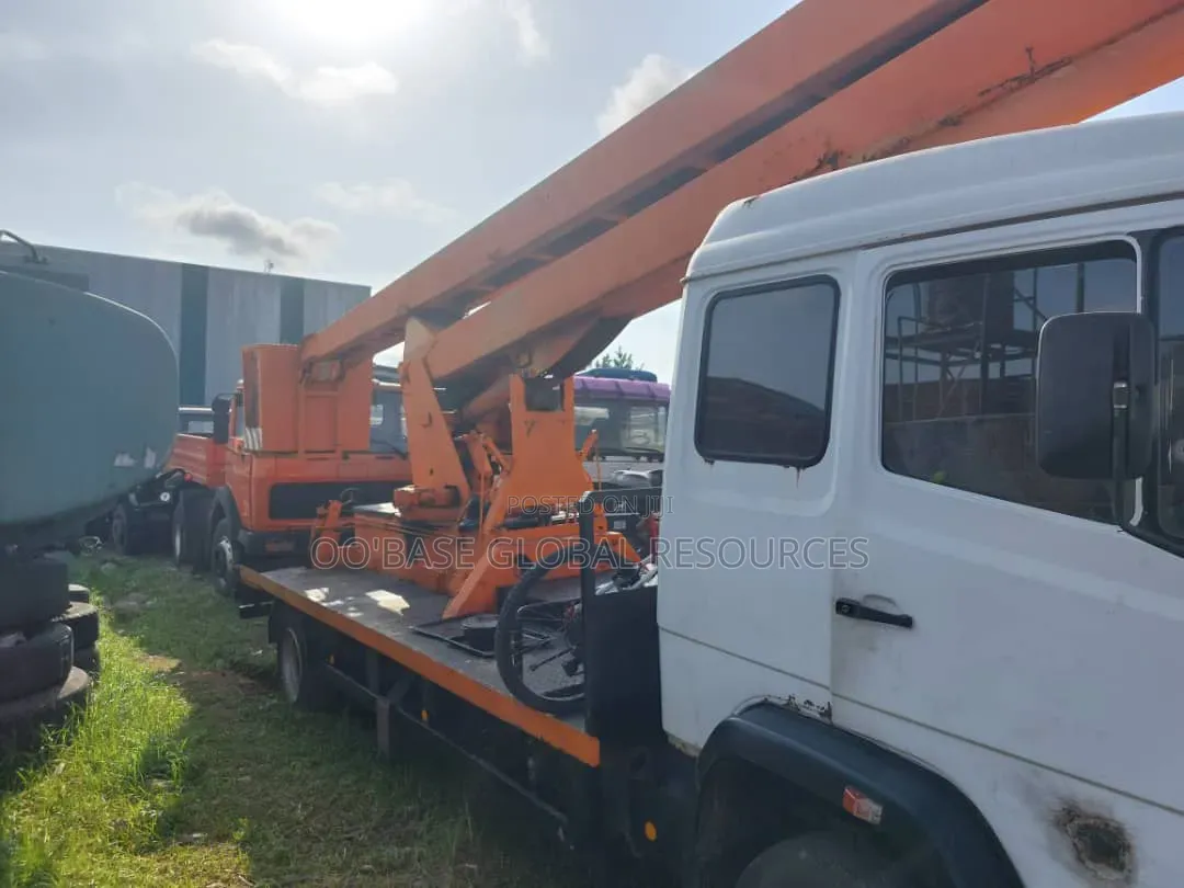 Mercedes 21meter Manlift