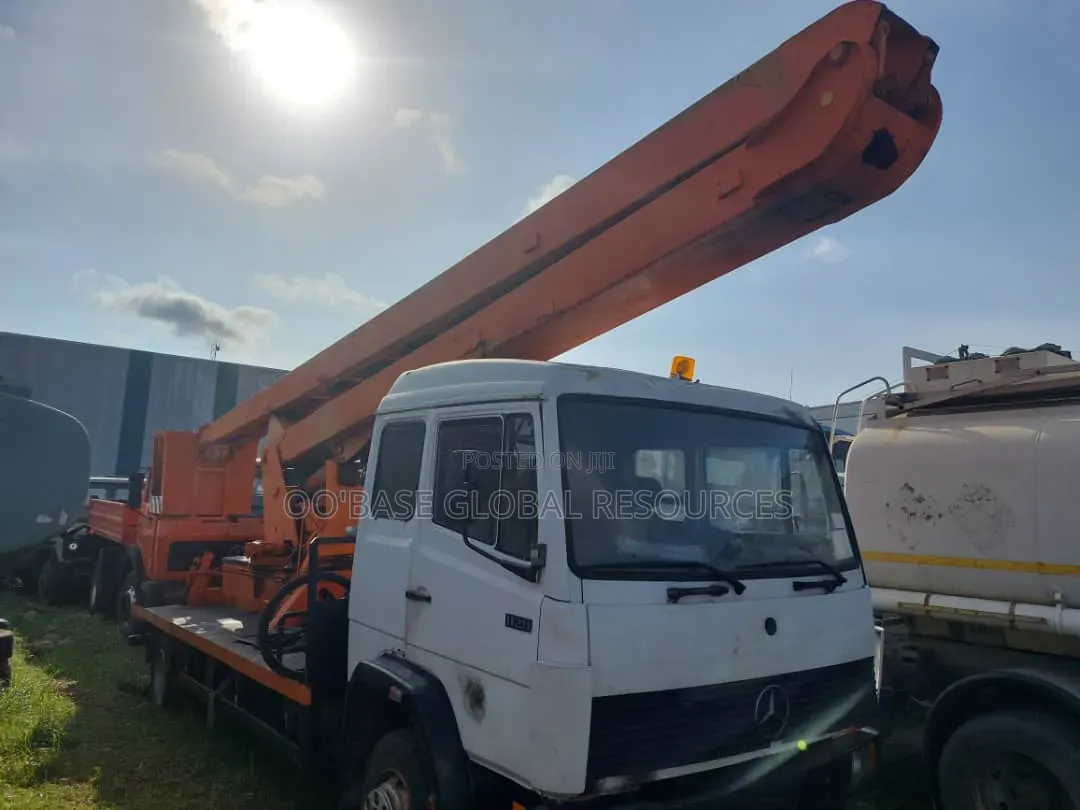 Mercedes 21meter Manlift
