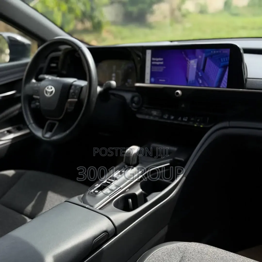 Toyota Crown 2024 Black