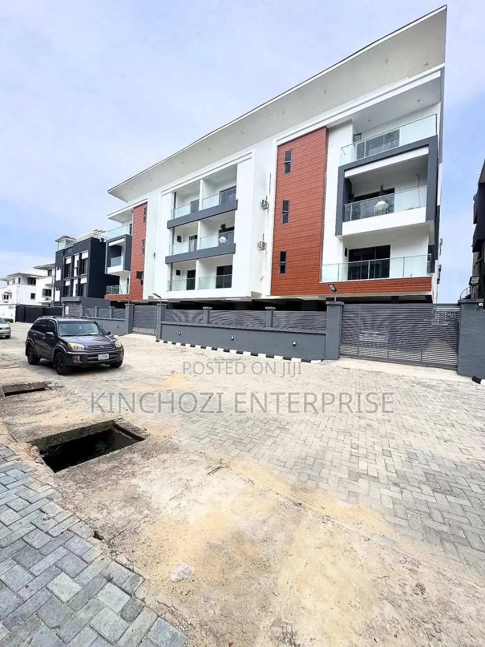3bdrm Apartment in Ikate Lekki for sale