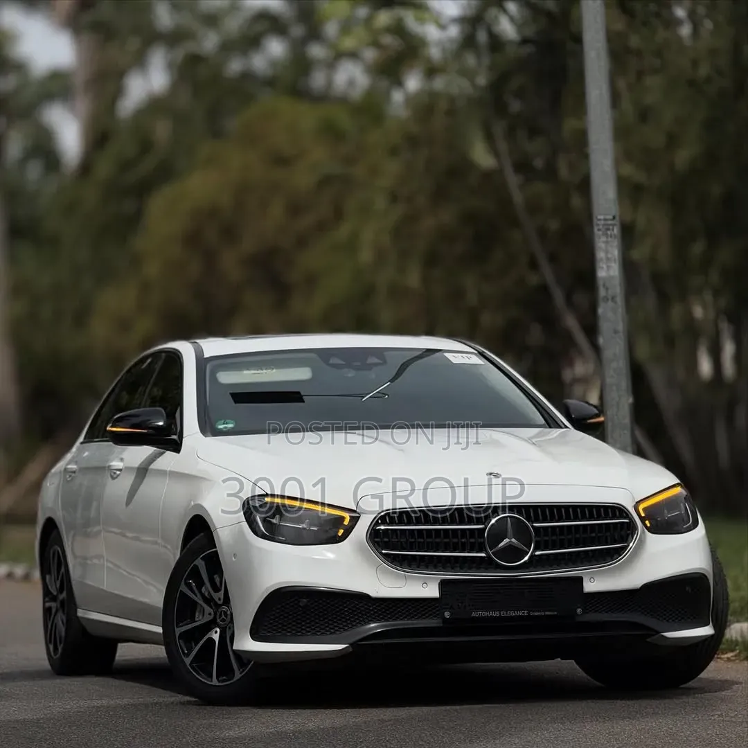 Mercedes-Benz E450 2021 White