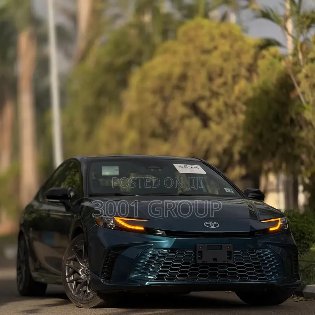 Toyota Camry XSE 2025 Green