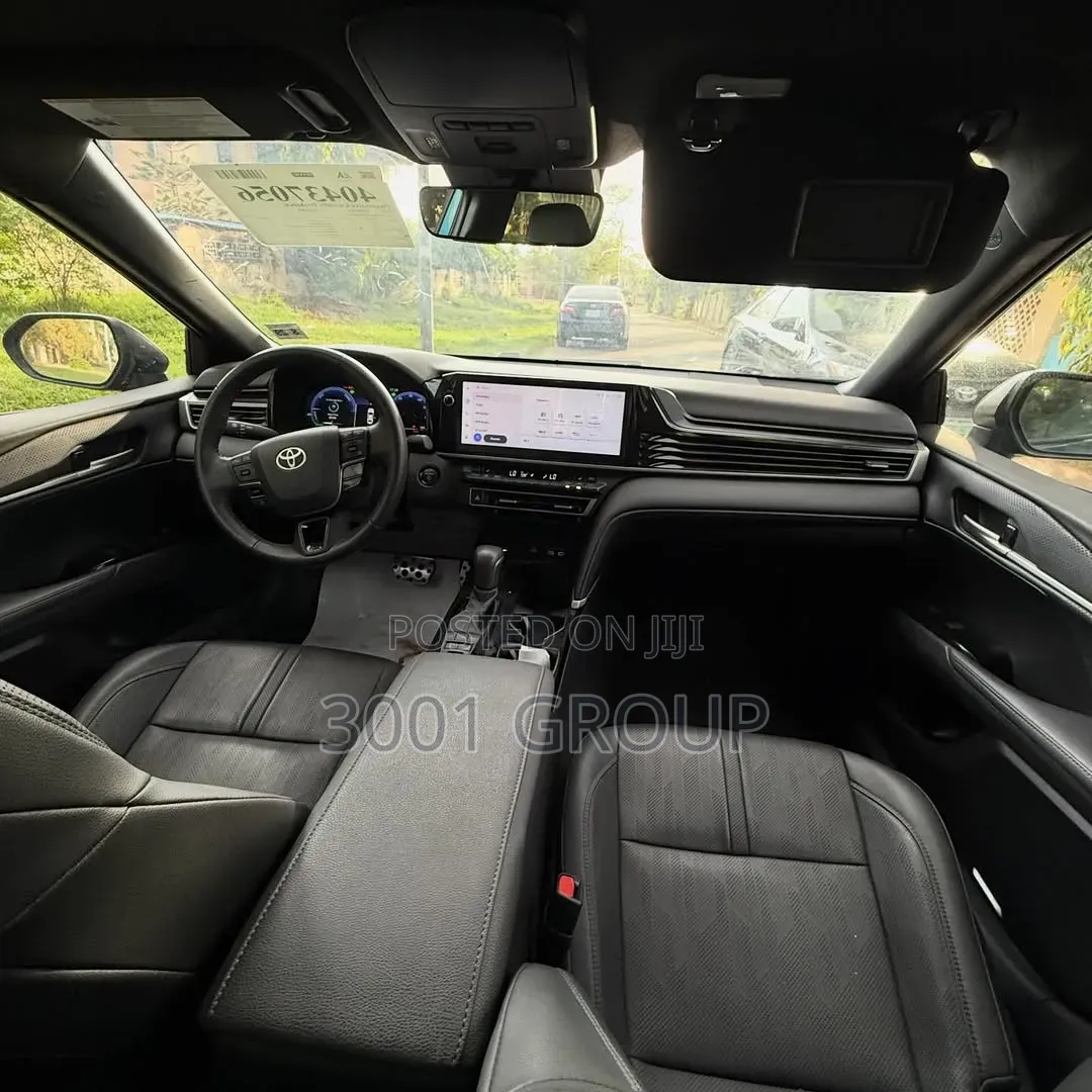 Toyota Camry XSE 2025 Green
