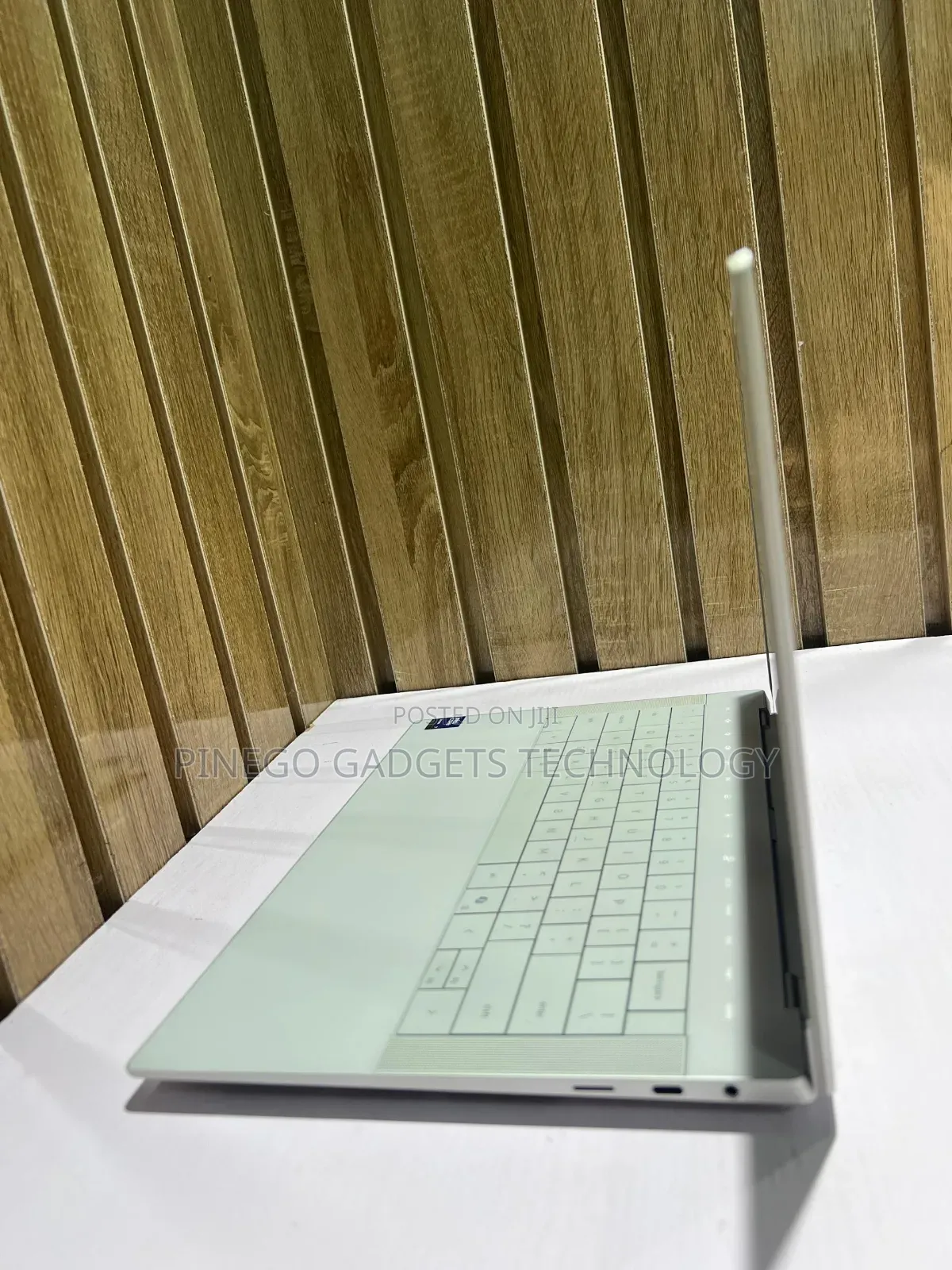 Laptop Dell XPS 14 9440 32GB Intel Core Ultra 7 SSD 1T