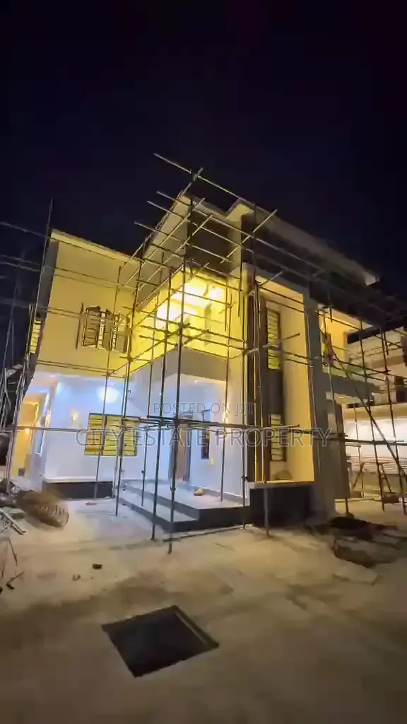 4bdrm Duplex in Cedarwood, Rukpokwu for sale