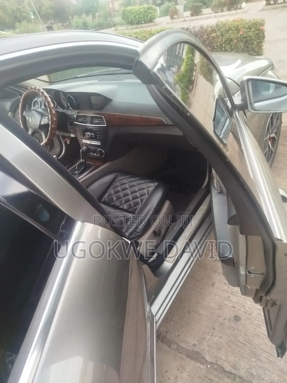 Mercedes-Benz C300 2011 Gray