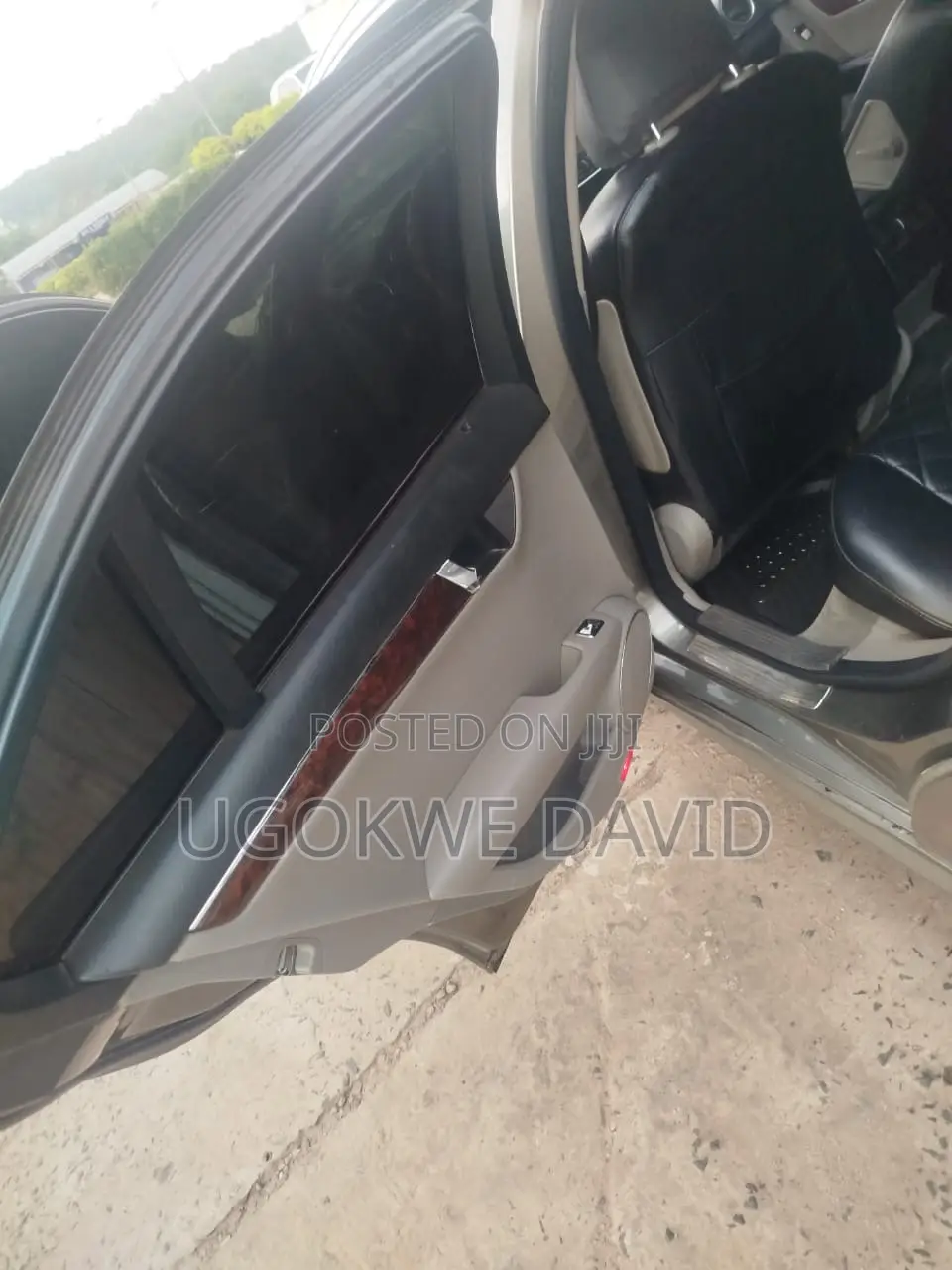 Mercedes-Benz C300 2011 Gray