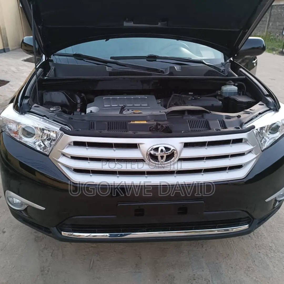 Toyota Highlander 2012 Black