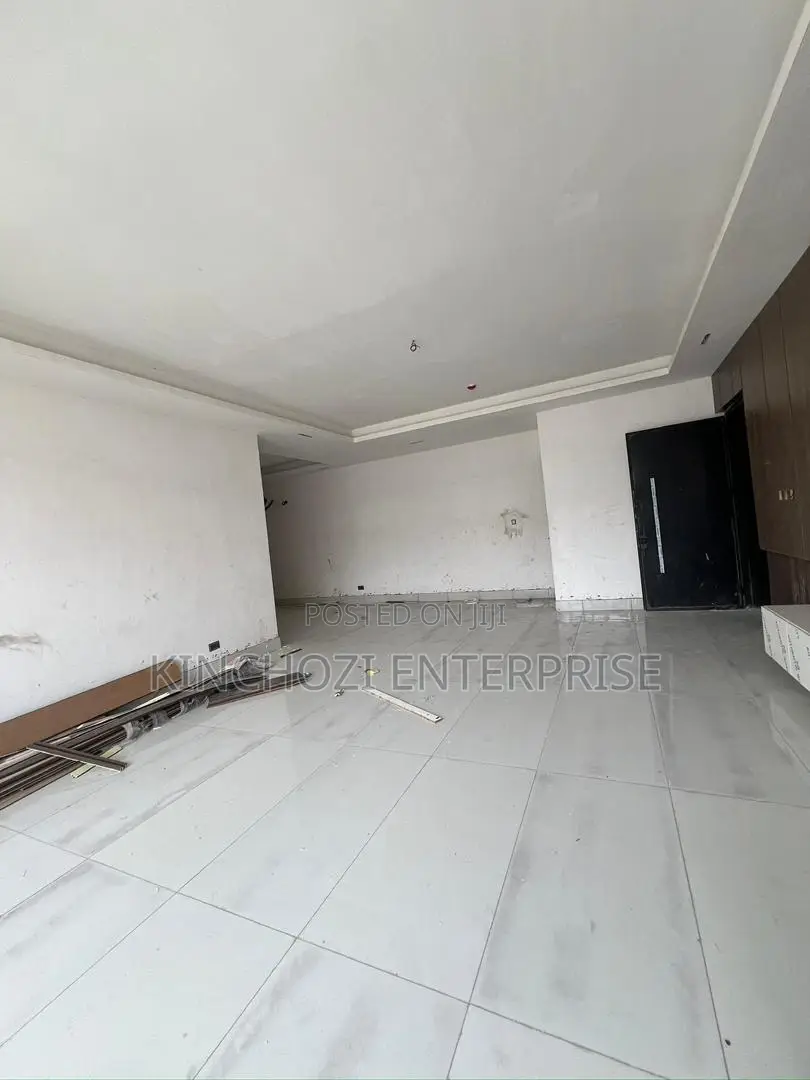 2bdrm Block of Flats in Ikate Lekki for sale