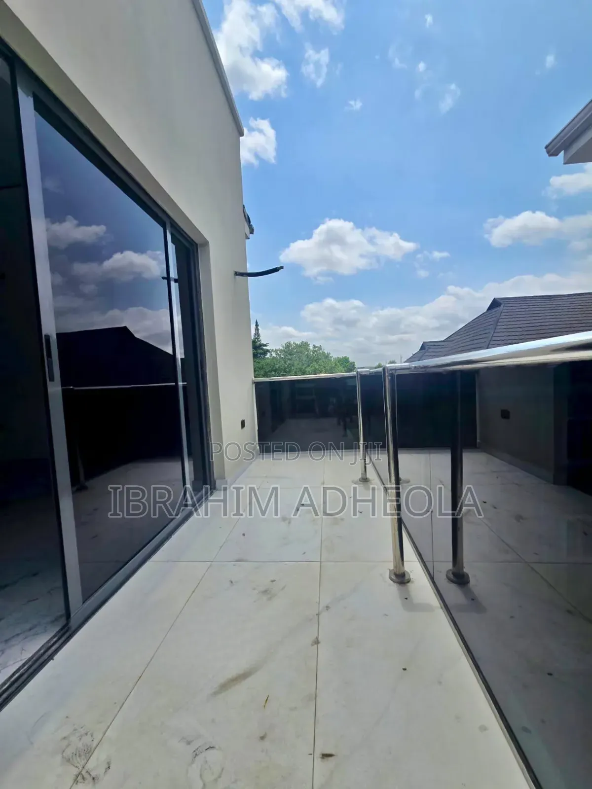 4bdrm Duplex in Shonibare Estate for sale