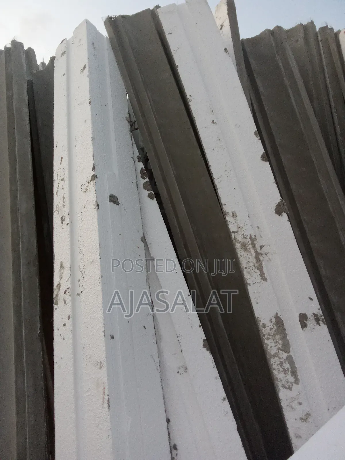 Polystyrene Board and Parapet