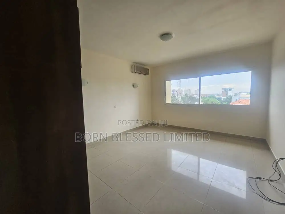 3bdrm Block of Flats in Old Ikoyi, Lagos State for rent