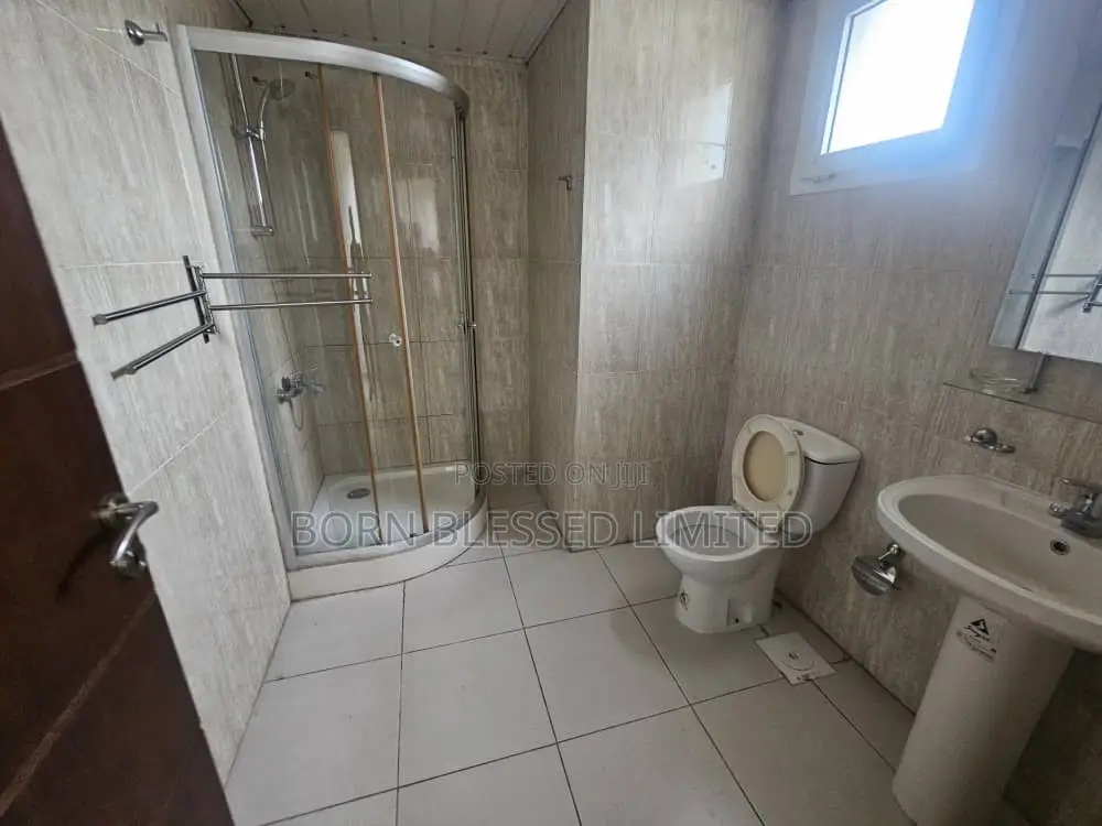 3bdrm Block of Flats in Old Ikoyi, Lagos State for rent