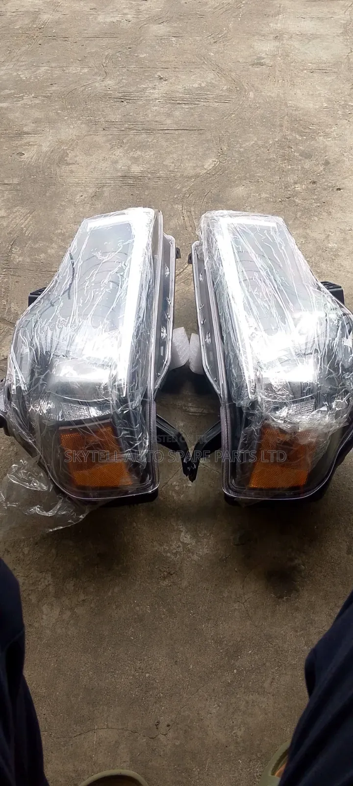 Set of Head Lamp for Toyota 4runer 2018