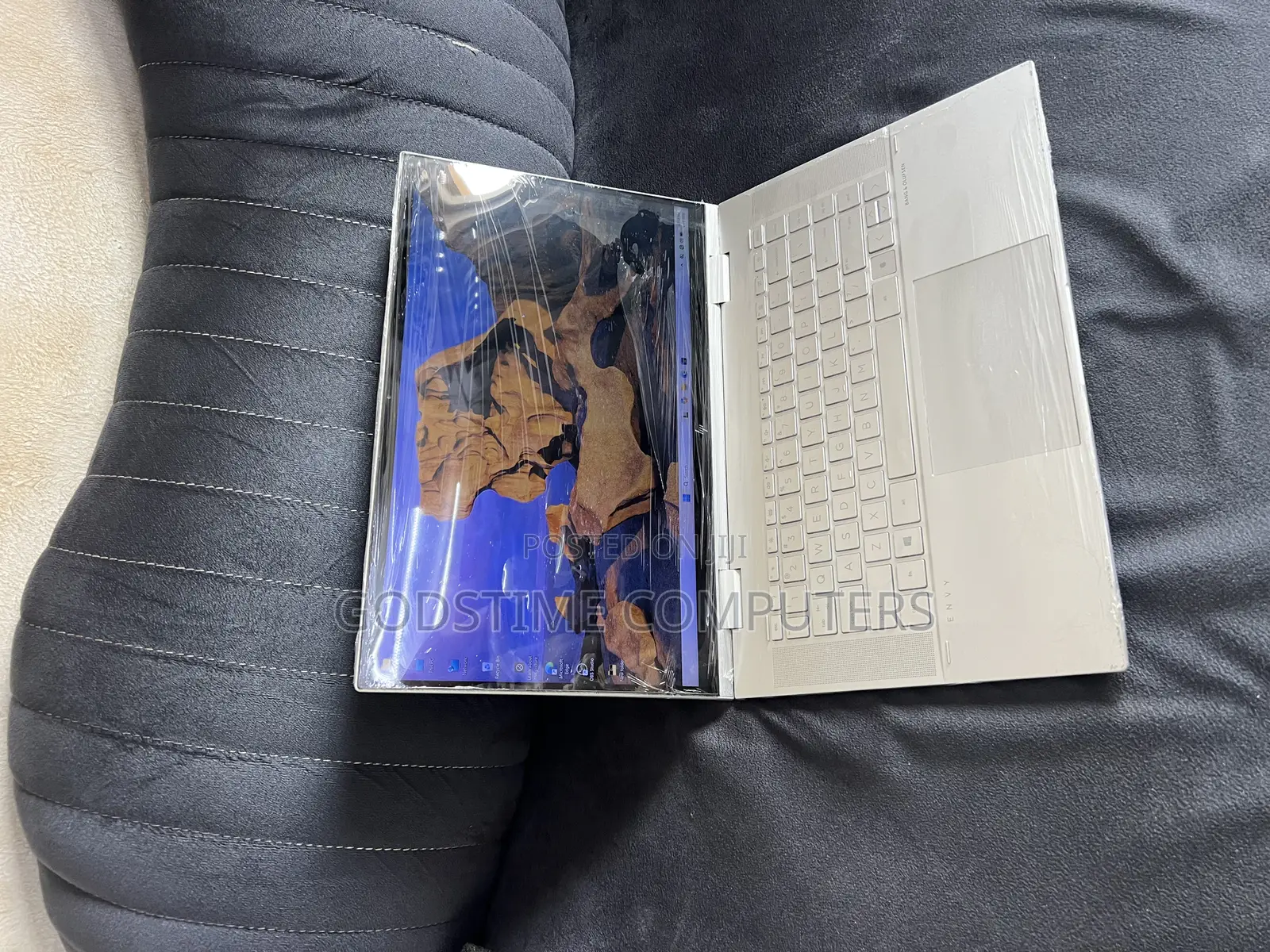 Laptop HP Envy 16 Gaming 16-h1023dx 16GB Intel Core i5 SSD 256GB