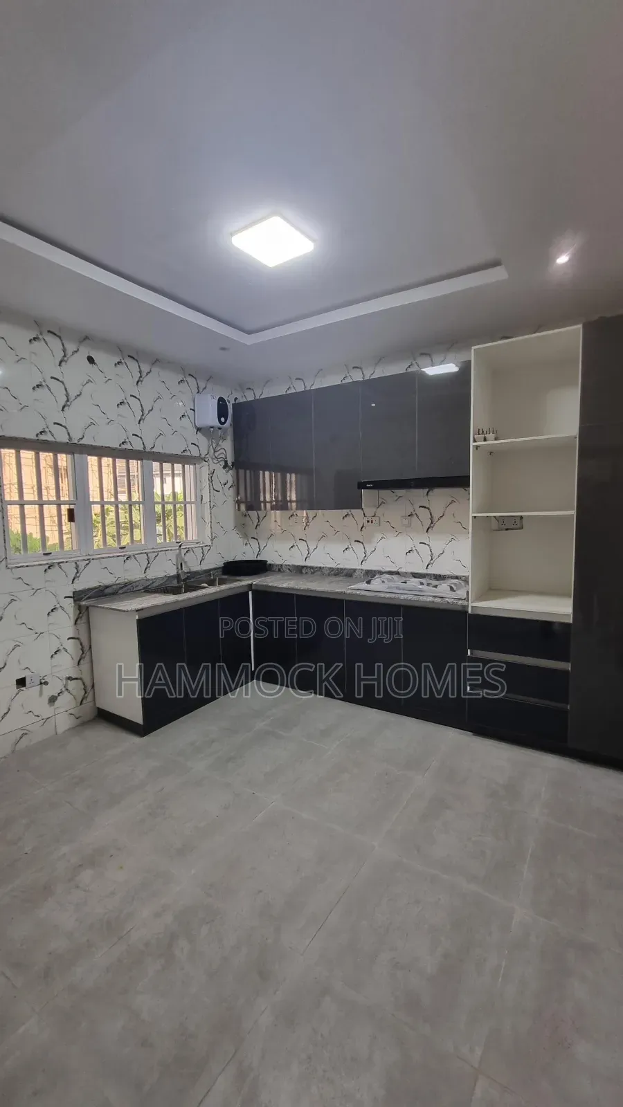 4bdrm Duplex in Carlton Gate Estate, Akobo for rent
