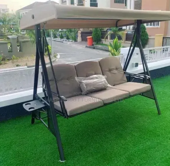 Swing Beds Outdoors