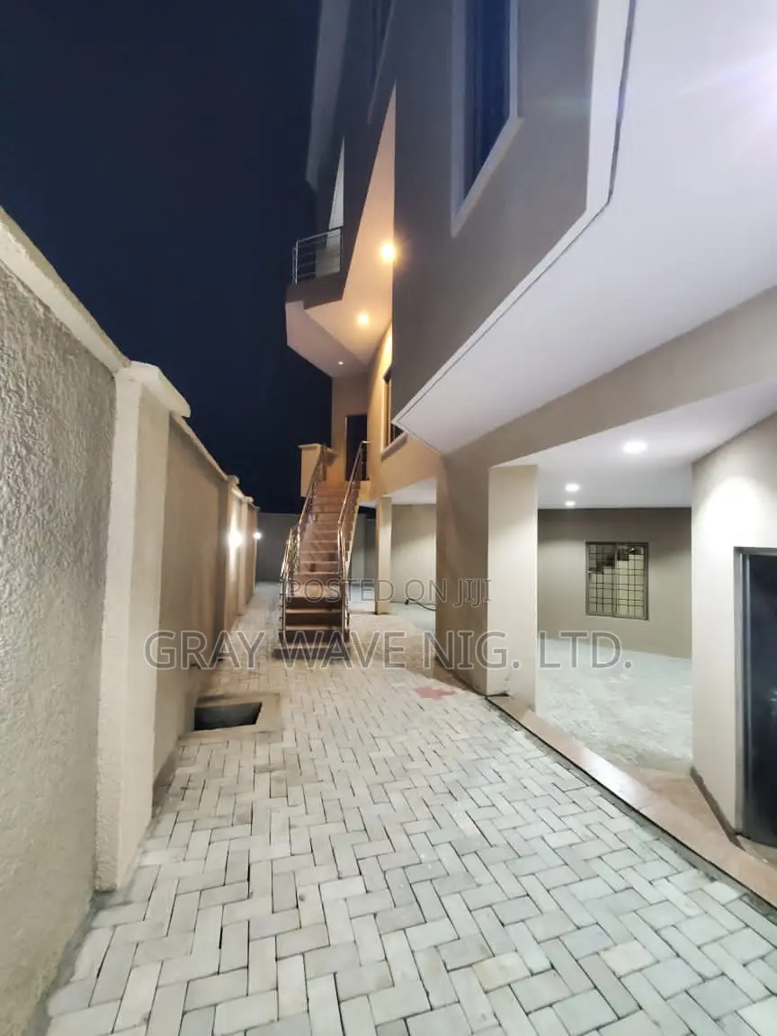 4bdrm House in Guzape District for sale