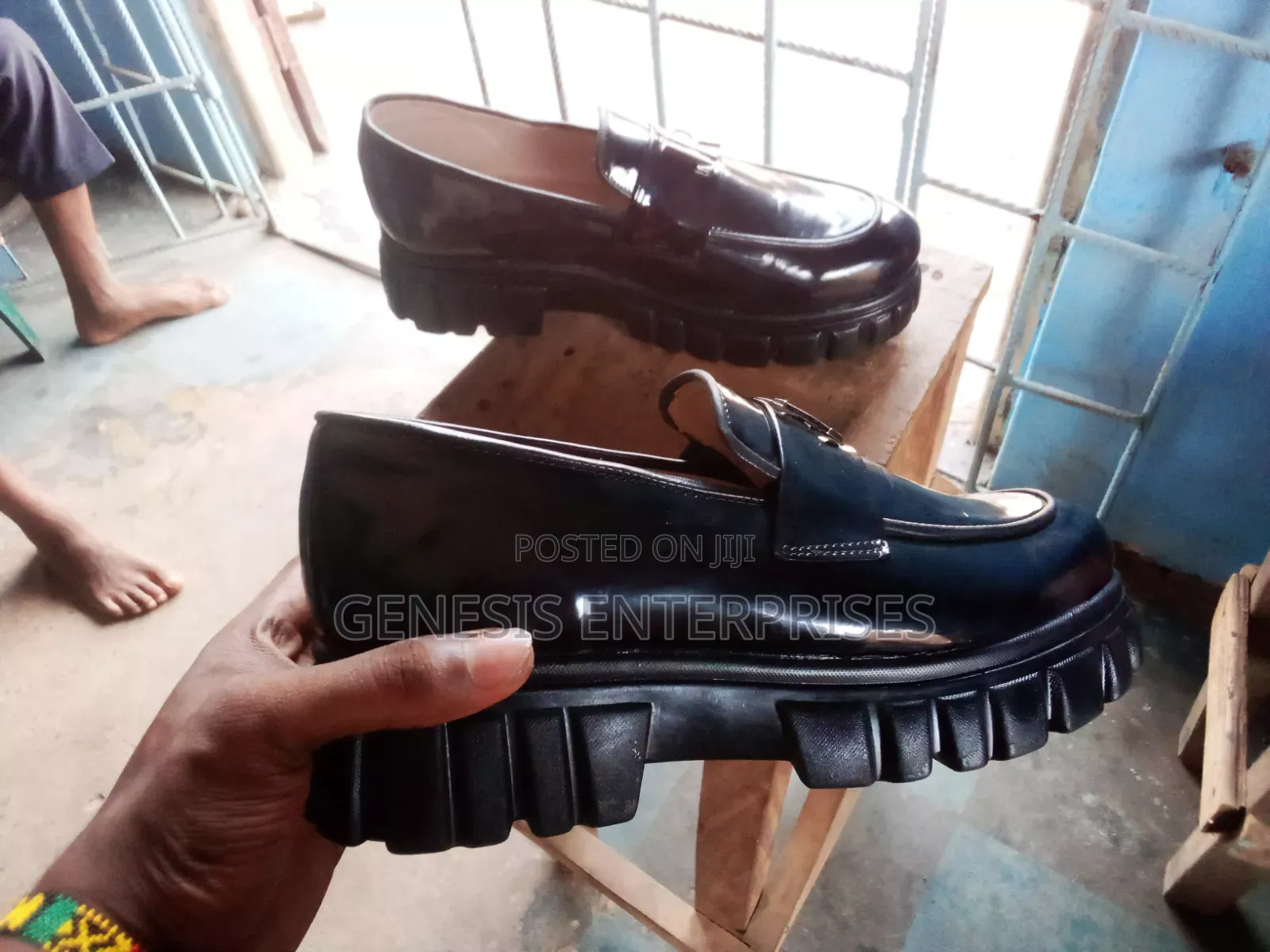 Shoe Mirror Face Leather
