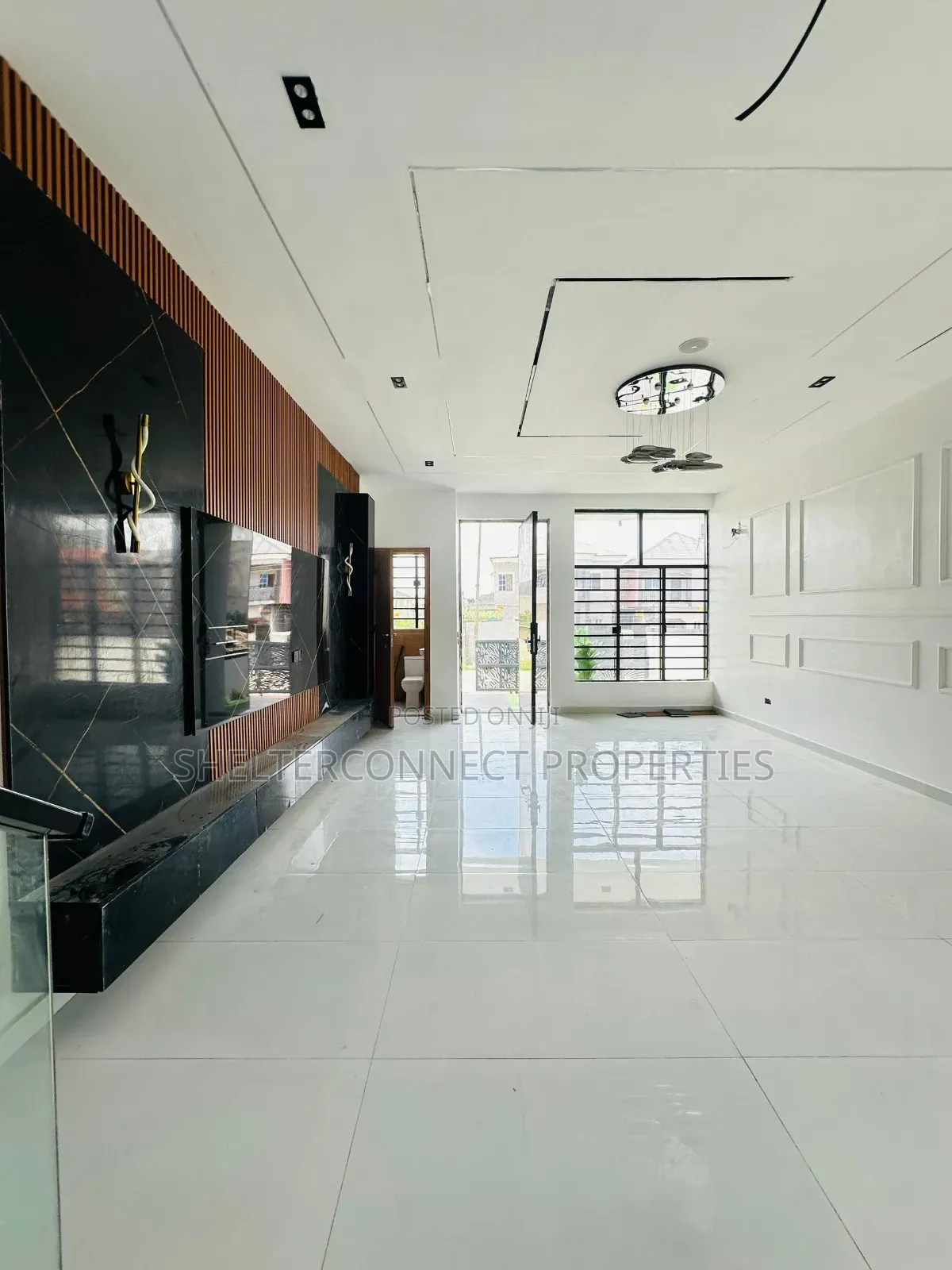 4bdrm Duplex in Ado / Ajah for sale