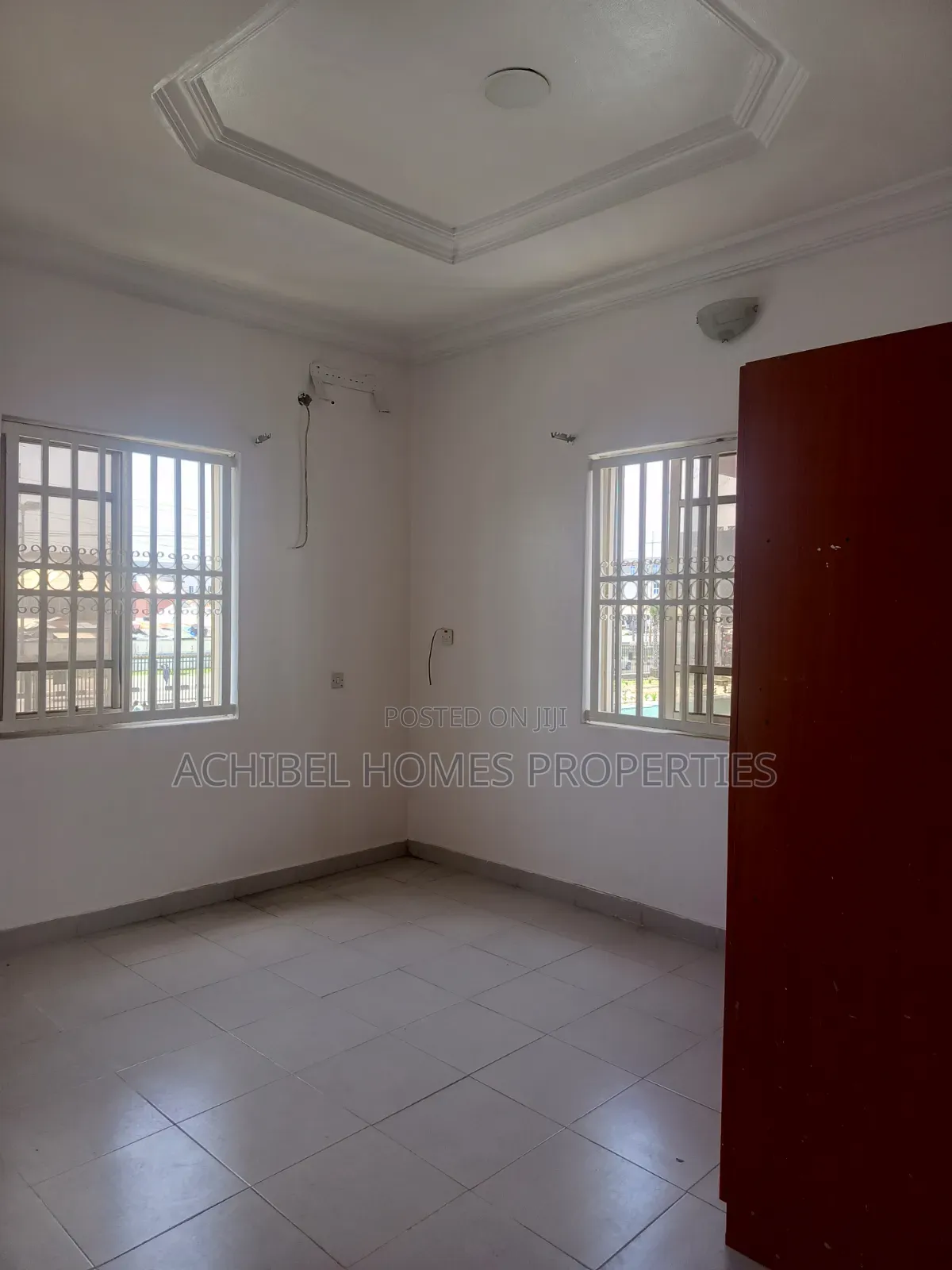 2bdrm Apartment in Fg Admiralty Way, Lekki Phase 1 for rent