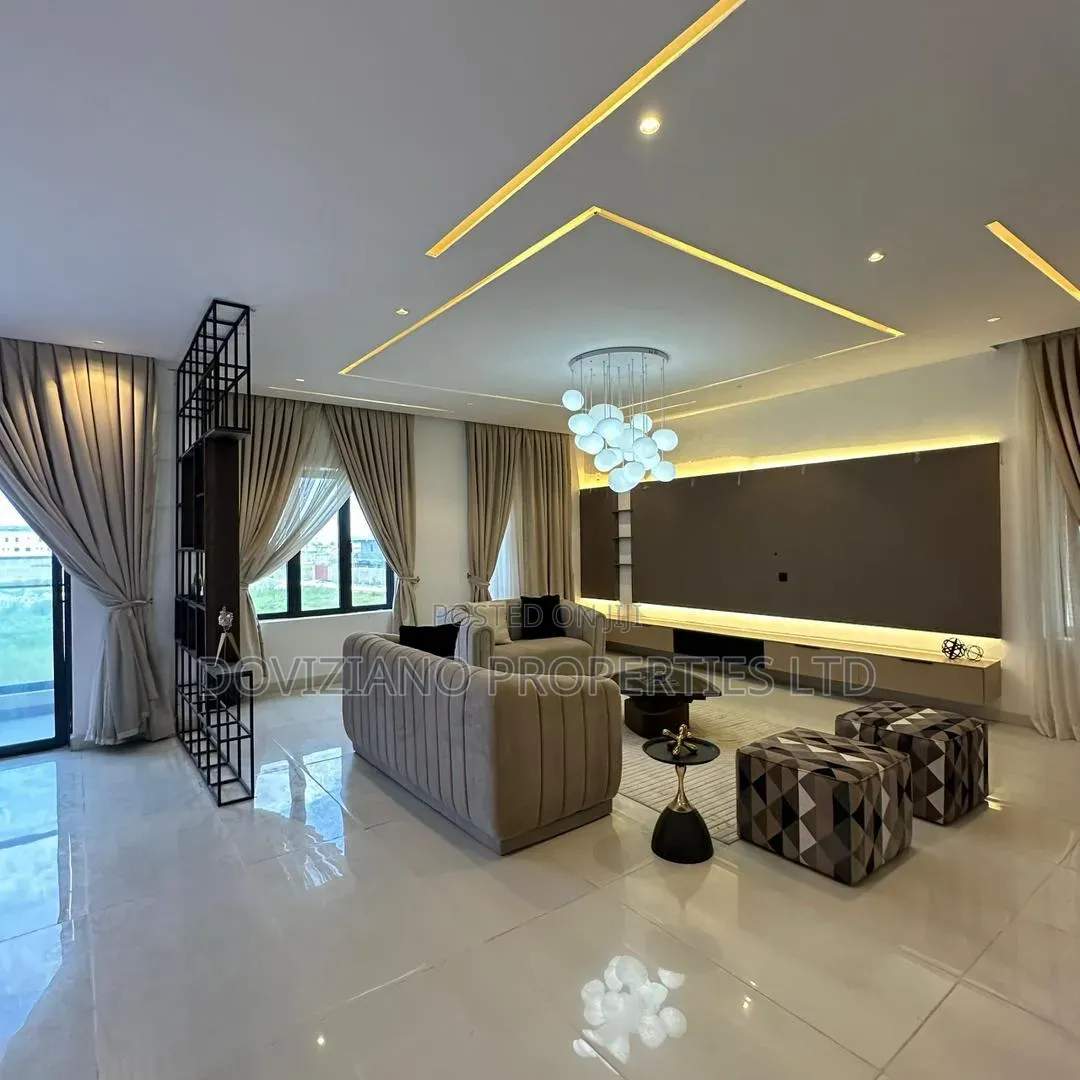 5bdrm Duplex in Lekki Phase 1 for sale