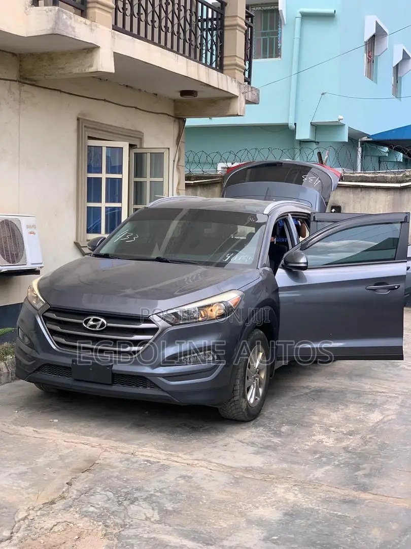 Hyundai Tucson 2016 Gray