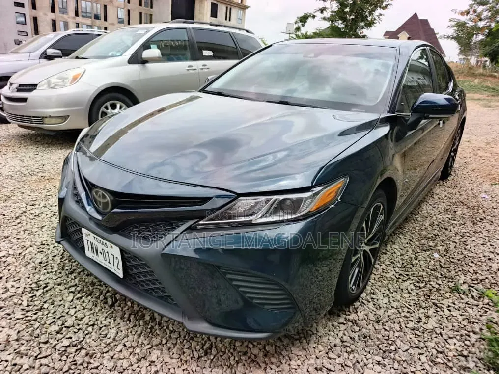 Toyota Camry 2018 Black