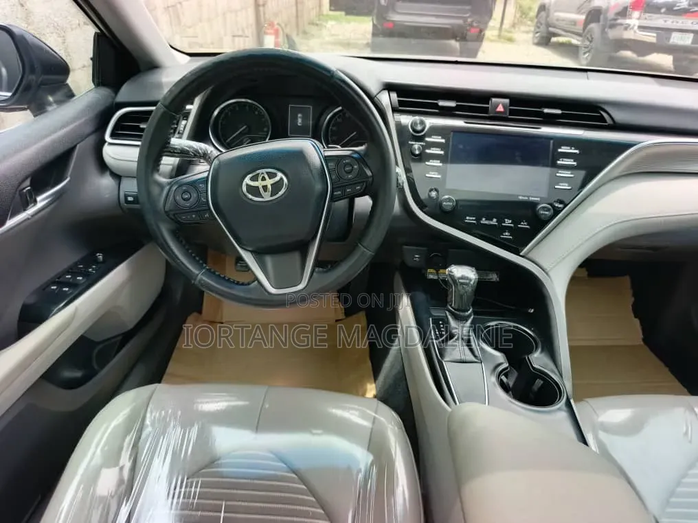 Toyota Camry 2018 Black