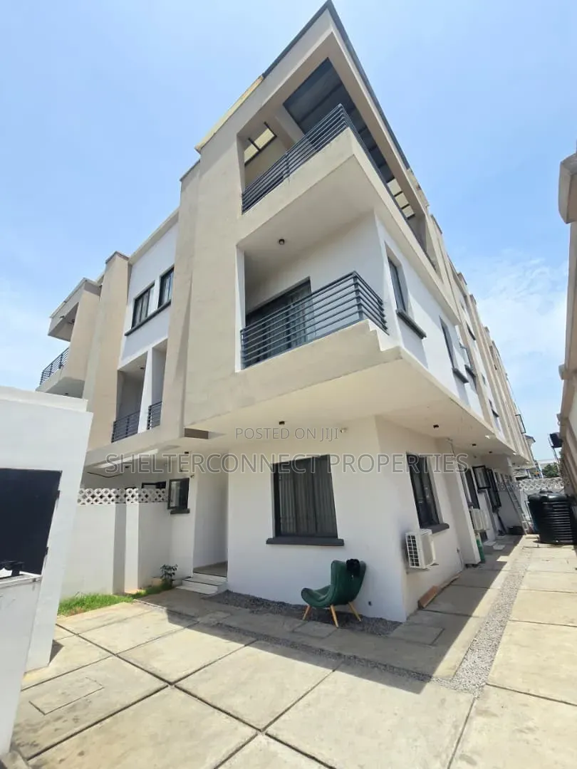 Furnished 4bdrm Duplex in Lekki Phase 1 for rent