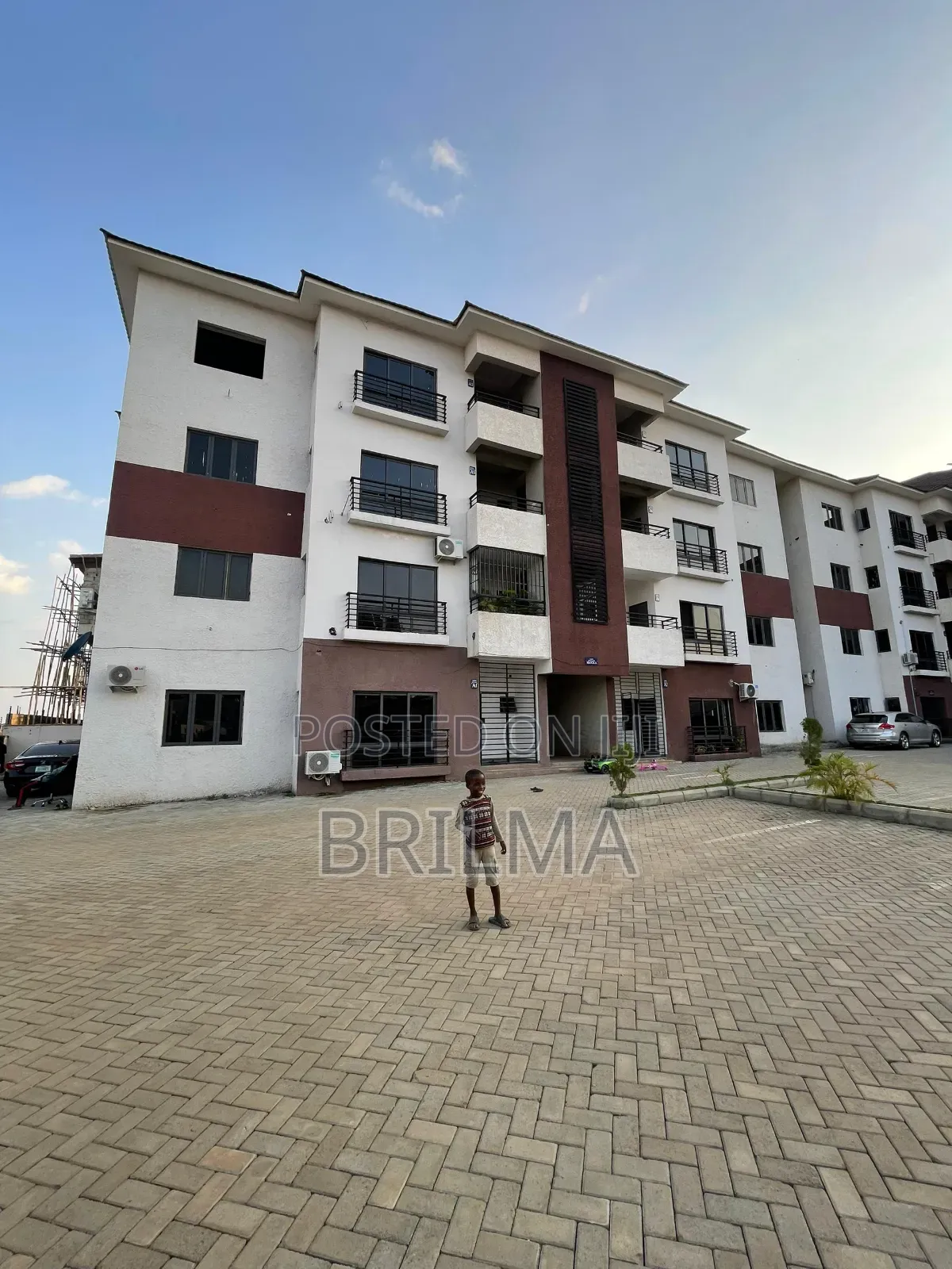 3bdrm Block of Flats in Jahi for sale