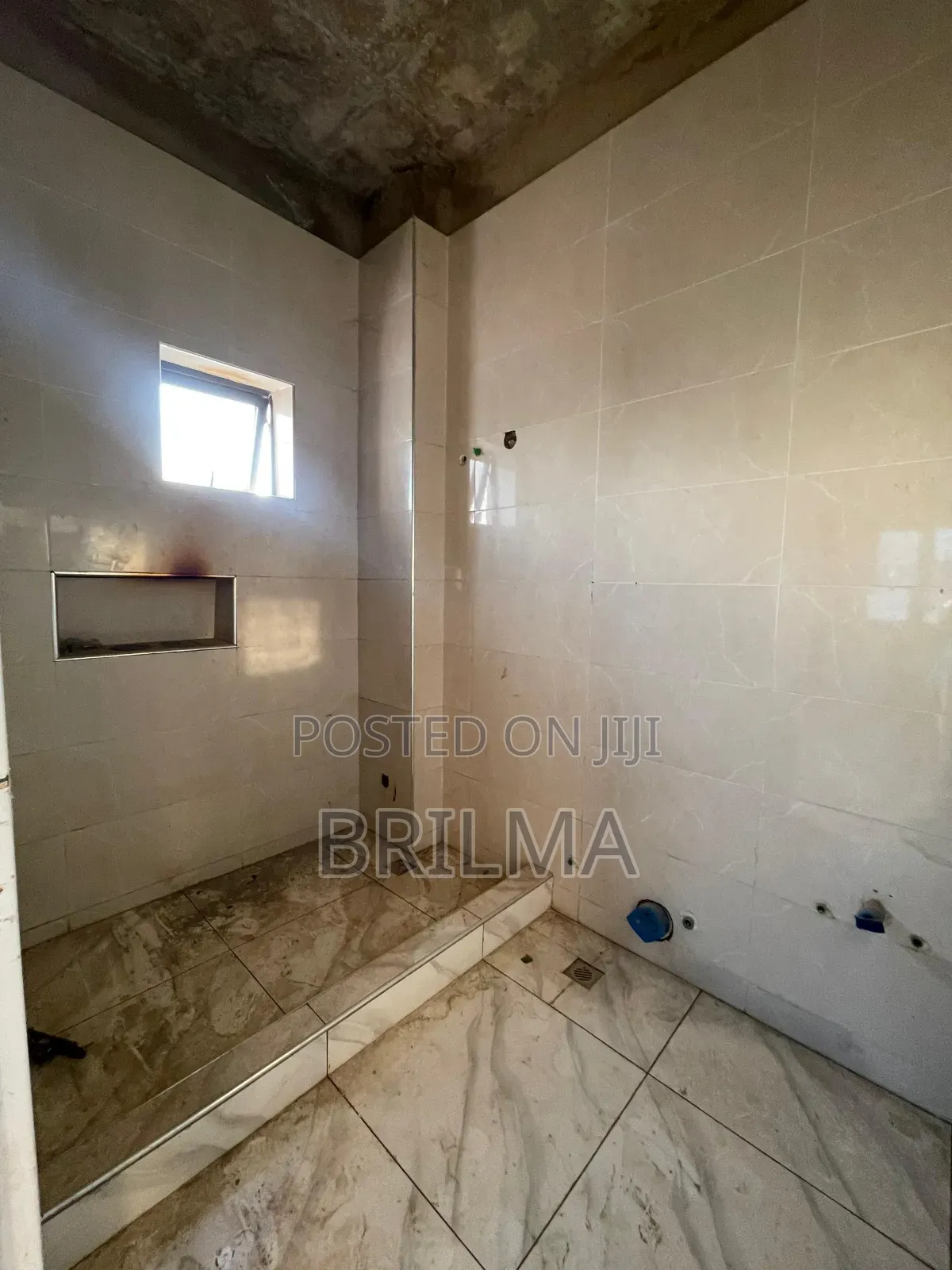 3bdrm Block of Flats in Jahi for sale