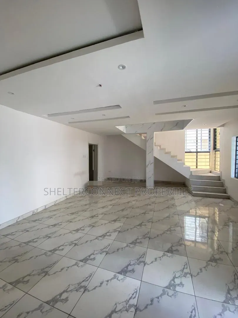 4bdrm Duplex in Ologolo for sale