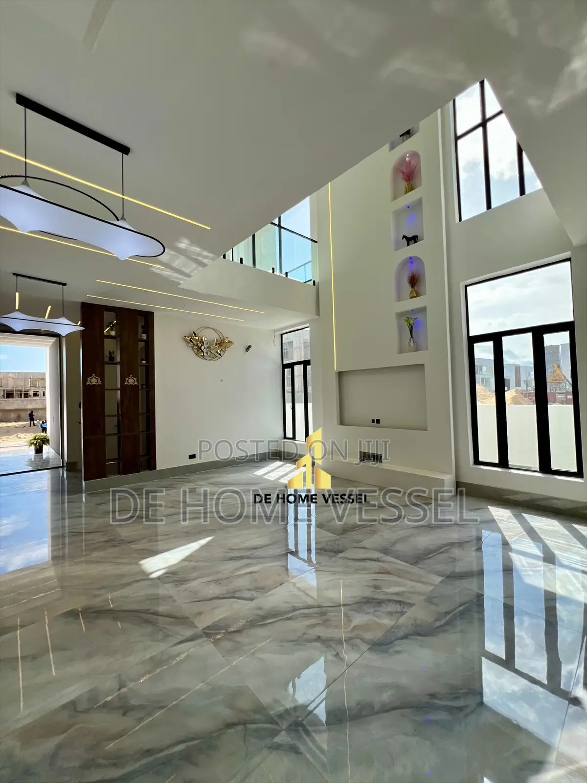 5bdrm Duplex in Lekki Phase 1 for sale
